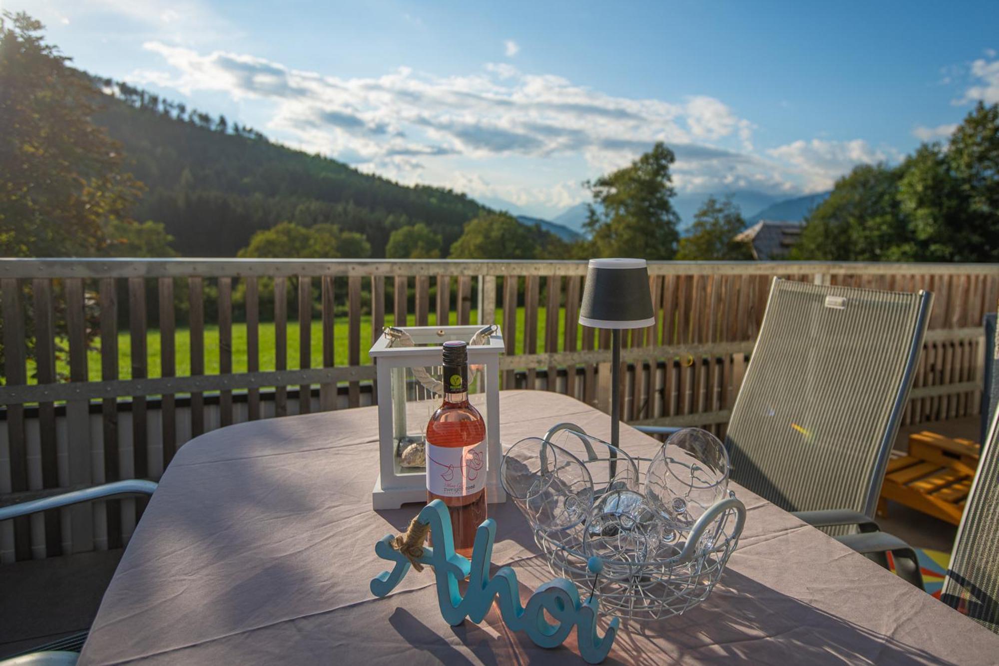 Mirnockahoi - Familienfreundliches Ferienhaus Fuer 4 Erwachsene, Maritimes Bergerlebnis, Panoramablick Von Terrasse Und Balkon, Carinthia, Millstaettersee Ferndorf Ngoại thất bức ảnh
